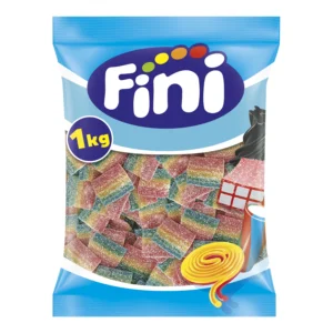 Bolsa de 1 kilo de Chewy Chips Fini, trocitos de lenguas multicolor con un toque ácido y sabor frutal intenso. Ideales para decorar tartas de chuches, montar candy bar o llenar bolsitas de fiesta con un toque atrevido y divertido ¡Una explosión de color y sabor en cada lengua!