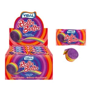 Deliciosas y vibrantes cintas ácidas con un espectacular sabor a fresa. Este formato enrollado y envuelto individualmente, te permitirá consumir el producto de un modo muy divertido y en el momento y lugar que desees. Este formato es perfecto para fiestas, tales como cumpleaños o cualquier otro tipo de celebración.